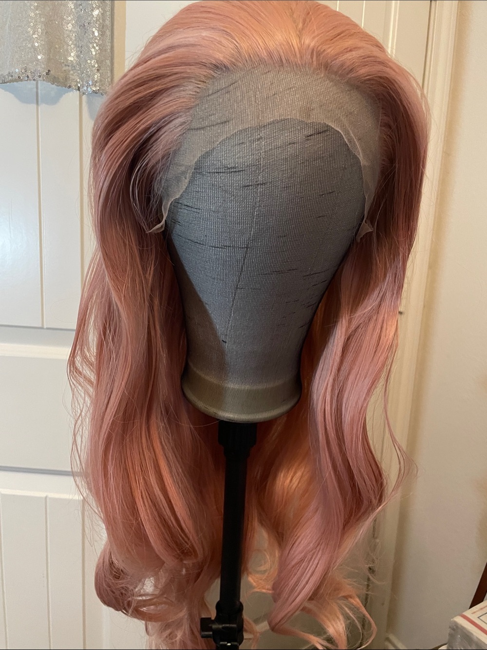 Luxe Rose Pink Gold Blonde Lace Front Wig with Matching Cap - Picture 3 of 16